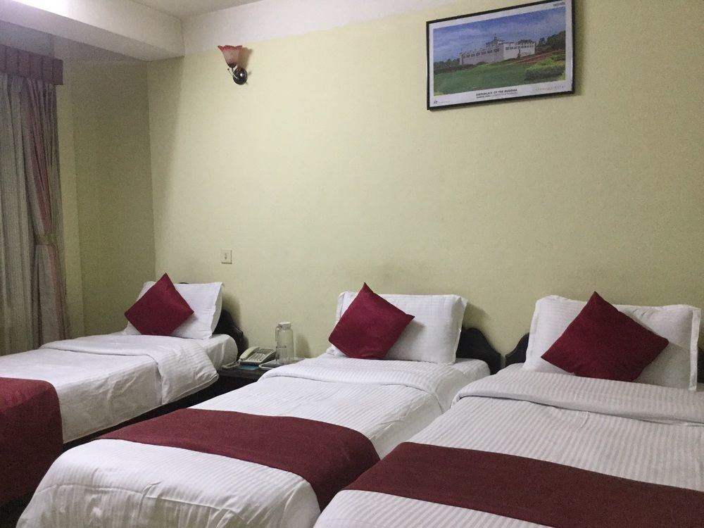 Hotel Everest Mount Holiday カトマンズ エクステリア 写真
