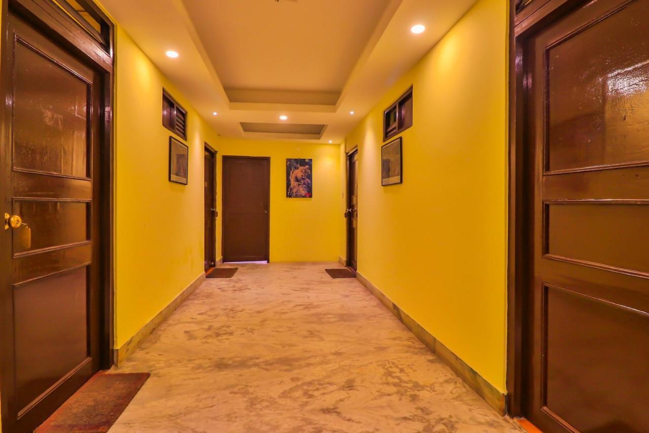 Hotel Everest Mount Holiday カトマンズ エクステリア 写真